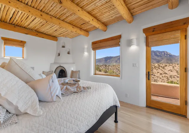 Homes for sale in Placitas, NM | 85 Overlook Dr, Placitas, NM 87043 | MLS# 1102074