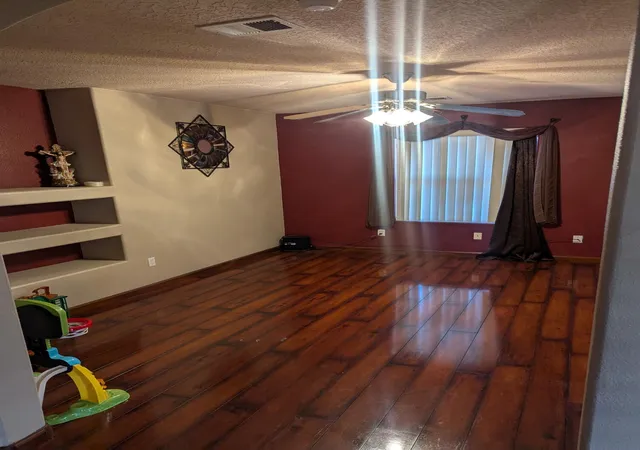 5th image of 636 Escavada St Sw, Albuquerque, NM 87105 | MLS# 1102093
