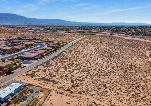 2nd image of 550b Fruta Rd Ne, Rio Rancho, NM 87124 | MLS# 1102115