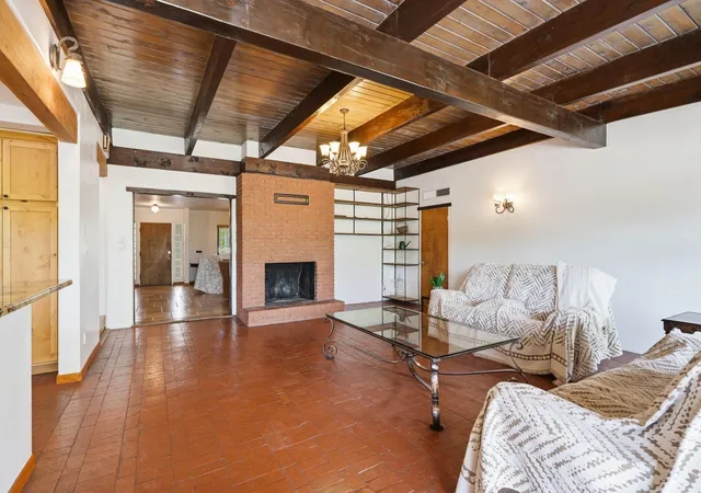 Homes for sale in Albuquerque, NM | 1405 Sigma Chi Rd Ne, Albuquerque, NM 87106 | MLS# 1102046