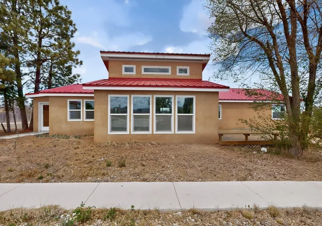 Photo 2 of Single family home for sale at 72 Aspen Dr, Edgewood, NM 87015 | MLS# 1102130 | Listing updated on 2026-08-23