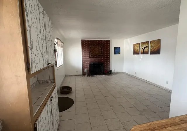 Homes for sale in Albuquerque, NM | 3931 Ortiz Ct Ne #APT B, Albuquerque, NM 87110 | MLS# 1102118