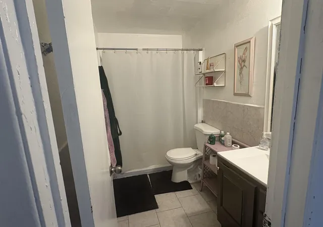 Homes for sale in Albuquerque, NM | 3931 Ortiz Ct Ne #APT B, Albuquerque, NM 87110 | MLS# 1102118