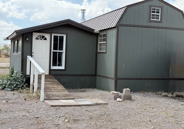1st image of 25 Brummett Ln, San Acacia, NM 87831 | MLS# 1102237