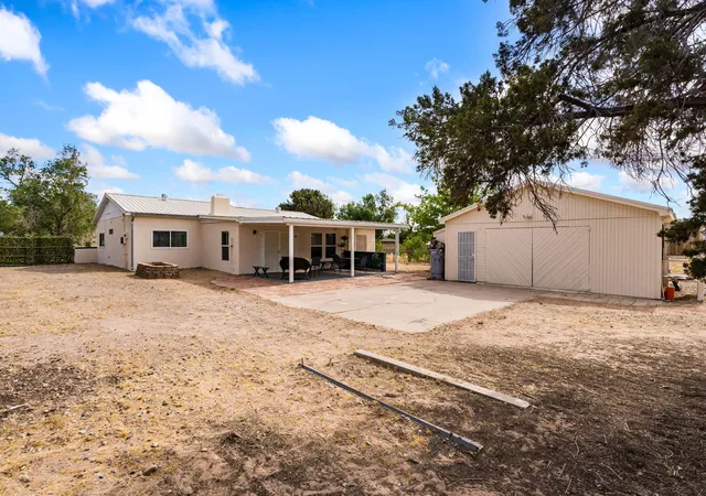 Homes for sale in Rio Communities, NM | 324 Clara Ln, Rio Communities, NM 87002 | MLS# 1102326