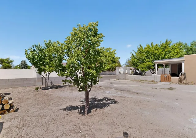 Homes for sale in Albuquerque, NM | 308 Dolores Dr Nw, Albuquerque, NM 87105 | MLS# 1102383