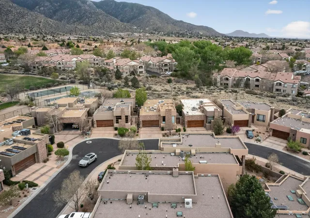 4th image of 6232 Ghost Flower Trl Ne, Albuquerque, NM 87111 | MLS# 1102385