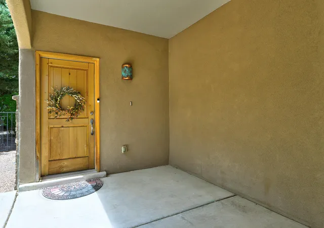 Photo 3 of Single family home for sale at 5201 Ancala Trl NE, Albuquerque, NM 87111 | MLS# 1102410 | Listing updated on 2026-07-21