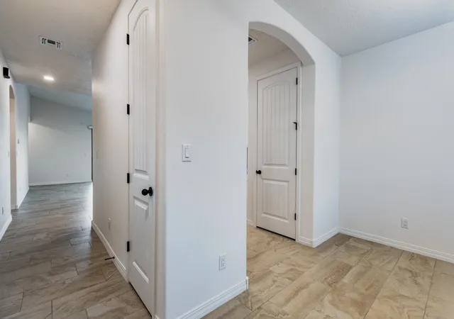 Photo 3 of Single family home for sale at 4856 Manzano Peak St Sw, Los Lunas, NM 87031 | MLS# 1102418 | Listing updated on 2026-08-05