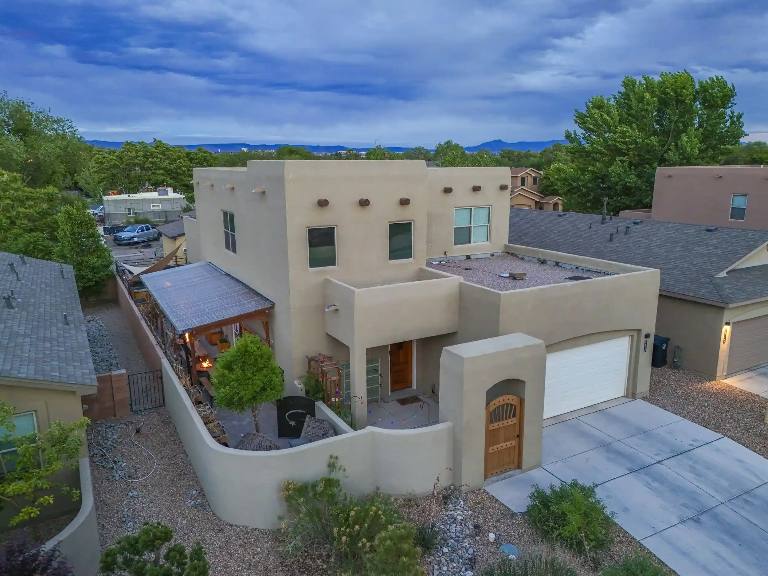 Photo 1 of Single family home for sale at 512 Twilight Vista Ln Sw, Albuquerque, NM 87105 | MLS# 1102430 | Listing updated on 2026-10-21