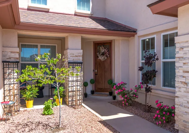 Photo 3 of Single family home for sale at 1440 Highline St Nw, Los Lunas, NM 87031 | MLS# 1102457 | Listing updated on 2026-07-21