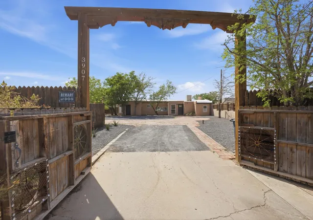 Photo 1 of Sale Pending at 3907 3rd Street Nw, Albuquerque, NM 87107 | MLS# 1102464 | Listing updated on 2026-08-25