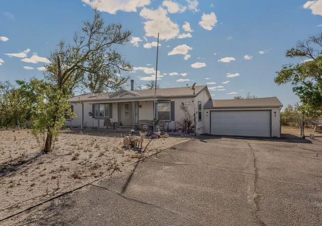 Photo 2 of Manufactured home for sale at 05 Camey St, Belen, NM 87002 | MLS# 1102483 | Listing updated on 2026-09-01