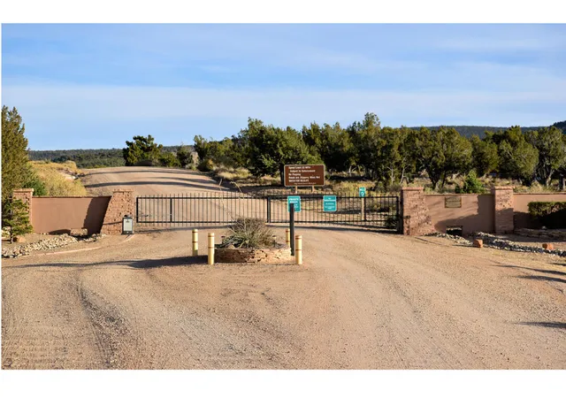 Photo 2 of Land for sale at 6 Chato Trl, Mountainair, NM 87036 | MLS# 1102533 | Listing updated on 2026-08-17