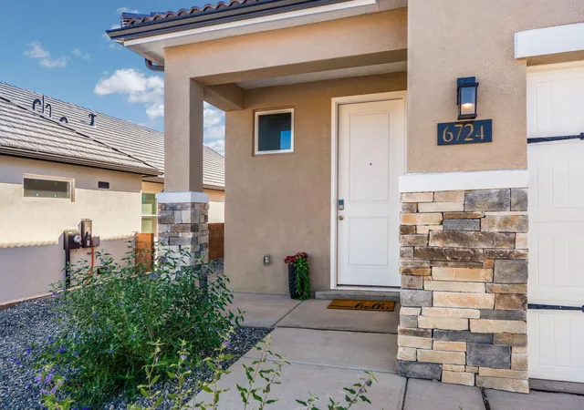 2nd image of 6724 Zachary Rd Ne, Rio Rancho, NM 87144 | MLS# 1102569