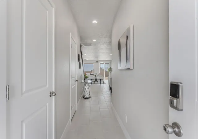 3rd image of 6724 Zachary Rd Ne, Rio Rancho, NM 87144 | MLS# 1102569