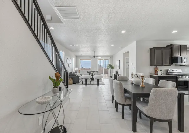 4th image of 6724 Zachary Rd Ne, Rio Rancho, NM 87144 | MLS# 1102569