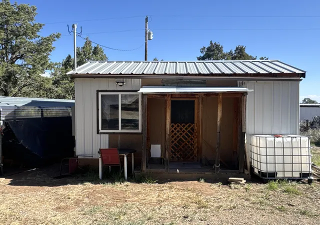 2nd image of 36 Williams Cir, Edgewood, NM 87015 | MLS# 1102604
