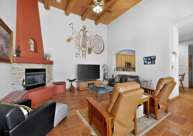 Photo 4 of Townhouse for sale at 6519 Kaas Trl Ct NE, Albuquerque, NM 87111 | MLS# 1102608 | Listing updated on 2026-07-21