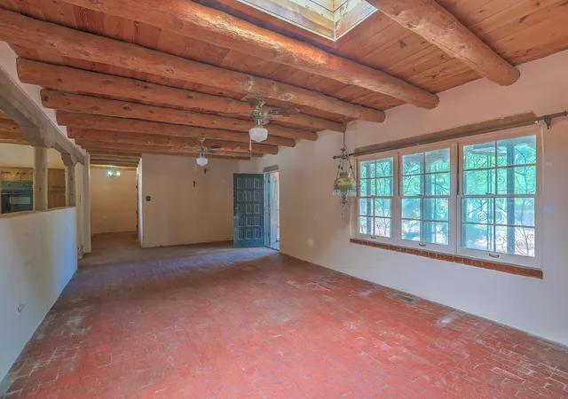 Photo 4 of Single family home for sale at 509 Chamiso Ln NW, Los Ranchos, NM 87107 | MLS# 1102636 | Listing updated on 2026-08-20