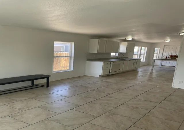 Homes for sale in Albuquerque, NM | 1708 Silver Sky Dr Sw, Albuquerque, NM 87121 | MLS# 1102641