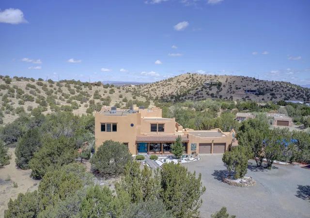 Photo 2 of Single family home for sale at 29 Sandia Ln, Placitas, NM 87043 | MLS# 1102772 | Listing updated on 2026-08-24