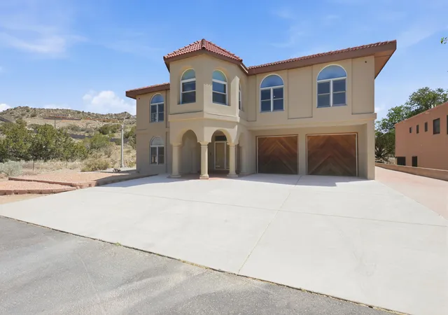Photo 3 of Sale Pending at 13816 Winterwood Way Se, Albuquerque, NM 87123 | MLS# 1102828 | Listing updated on 2026-08-28