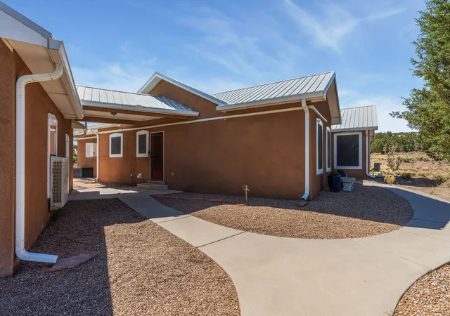 Homes for sale in Placitas, NM | 31 Sinagua Rd, Placitas, NM 87043 | MLS# 1102835