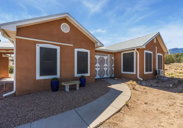 Homes for sale in Placitas, NM | 31 Sinagua Rd, Placitas, NM 87043 | MLS# 1102835