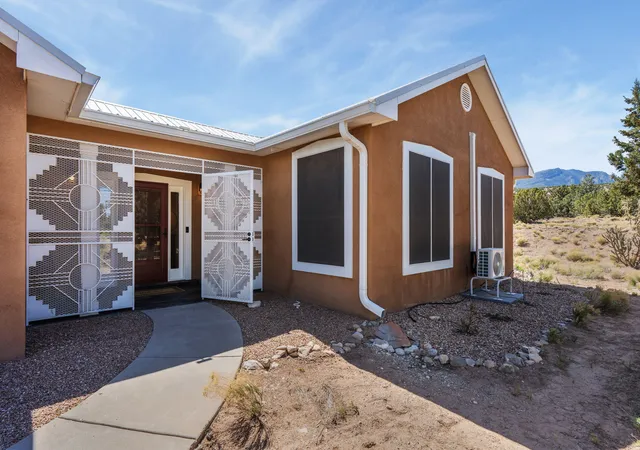 Homes for sale in Placitas, NM | 31 Sinagua Rd, Placitas, NM 87043 | MLS# 1102835