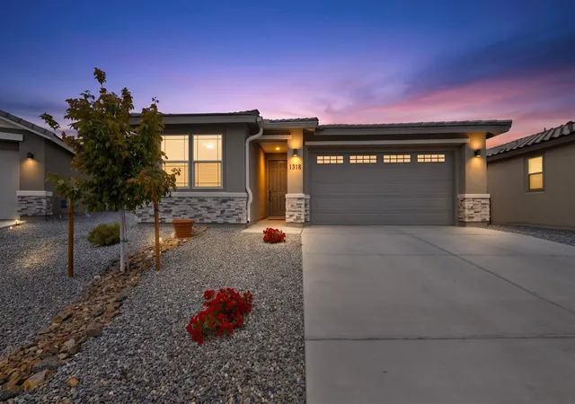 2nd image of 1318 Vallecito Ct Nw, Los Lunas, NM 87031 | MLS# 1102836