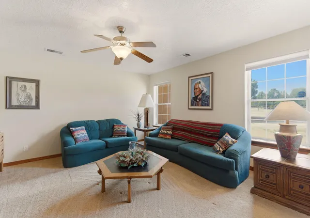 Homes for sale in Edgewood, NM | 2 Autumnwood Ct, Edgewood, NM 87015 | MLS# 1102872