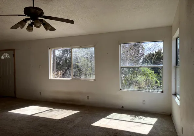 Photo 26 of Manufactured home for sale at 1 Moon Cir, Edgewood, NM 87015 | MLS# 1102878 | Listing updated on 2026-08-10
