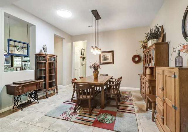 4th image of 25 Los Balcones Pl Ne, Rio Rancho, NM 87124 | MLS# 1102899