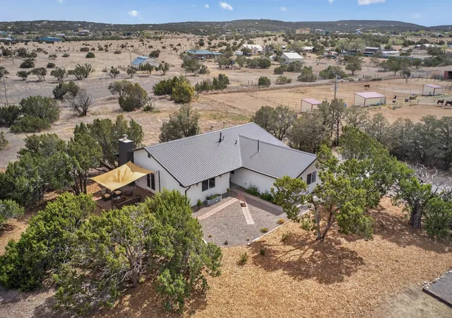 Homes for sale in Edgewood, NM | 11 Woods End Rd, Edgewood, NM 87015 | MLS# 1102916