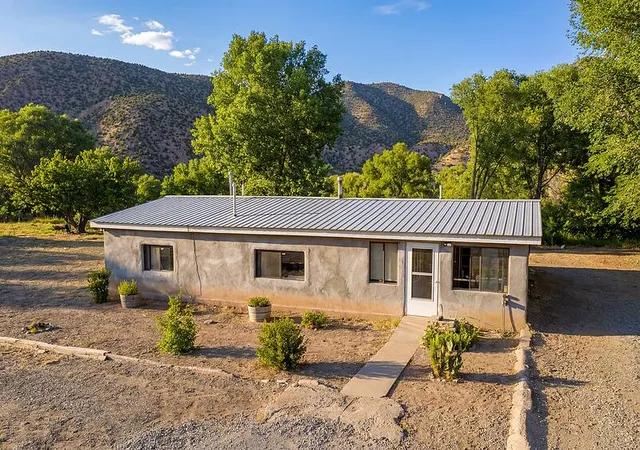 Photo 2 of Sale Pending at 92 State Rd 580, Dixon, NM 87527 | MLS# 1102918 | Listing updated on 2026-09-01