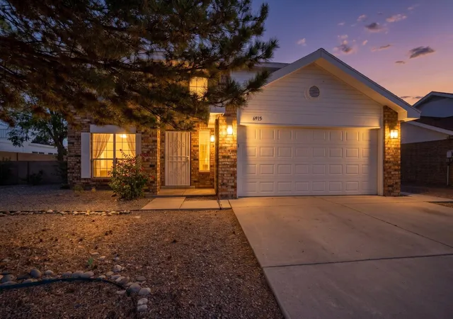 Homes for sale in Albuquerque, NM | 6915 Eastford Pl Nw, Albuquerque, NM 87114 | MLS# 1103117