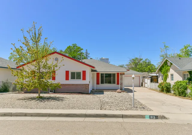 Homes for sale in Albuquerque, NM | 813 Hermosa Dr Ne, Albuquerque, NM 87110 | MLS# 1103131