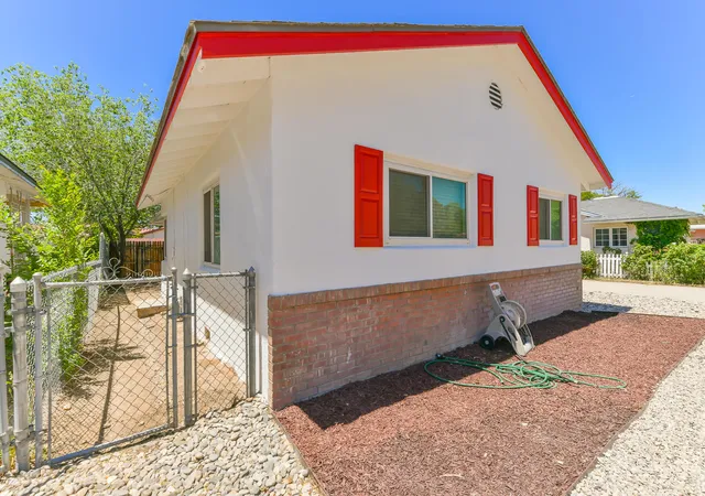 Homes for sale in Albuquerque, NM | 813 Hermosa Dr Ne, Albuquerque, NM 87110 | MLS# 1103131