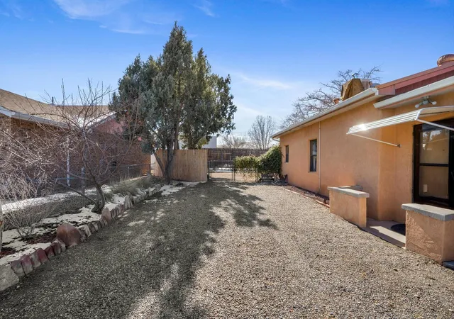 Homes for sale in Albuquerque, NM | 220 San Andres Ave Nw, Albuquerque, NM 87107 | MLS# 1103142