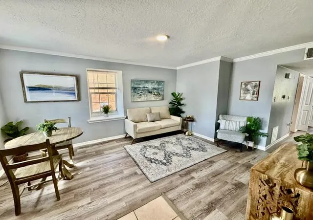 3rd image of 613 Keleher Ave Nw, Albuquerque, NM 87102 | MLS# 1103171
