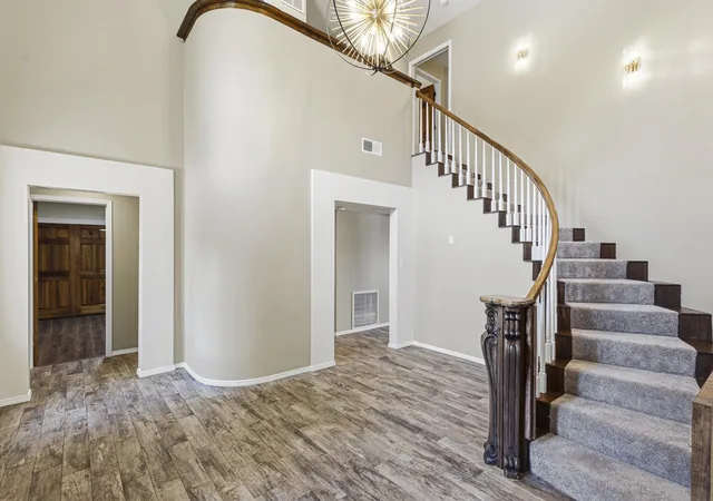Photo 2 of Sale Pending at 7009 Pala Mesa Ct NE, Albuquerque, NM 87111 | MLS# 1103245 | Listing updated on 2026-08-16