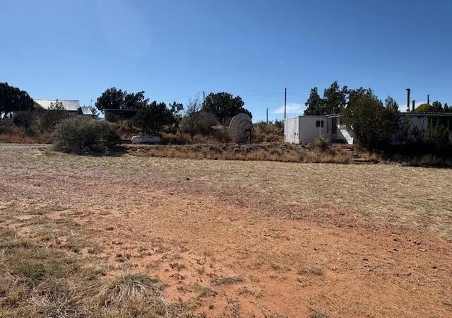 Photo 3 of Single family home for sale at 20 Oak Ln, Fort Sumner, NM 88119 | MLS# 1103274 | Listing updated on 2026-07-29