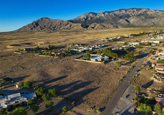 Homes for sale in Albuquerque, NM | 8801 Beverly Hills Ave Ne, Albuquerque, NM 87122 | MLS# 1103277