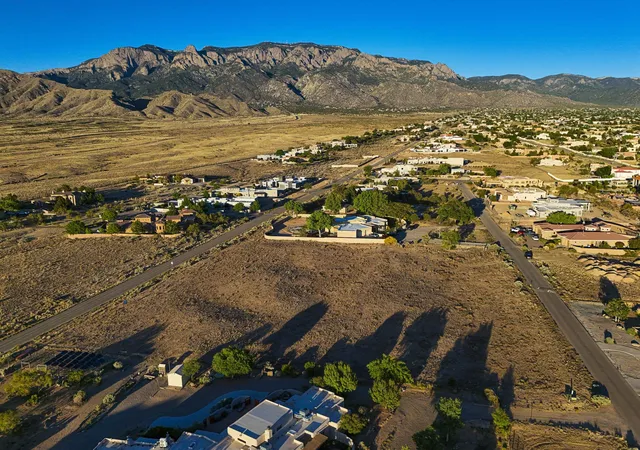 Homes for sale in Albuquerque, NM | 8801 Beverly Hills Ave Ne, Albuquerque, NM 87122 | MLS# 1103277