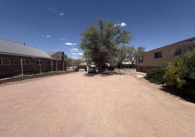 Photo 4 of House for sale at 502 E Green Ave, Gallup, NM 87301 | MLS# 1103300 | Listing updated on 2026-08-28