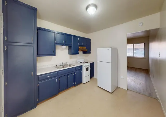 Photo 3 of Multi family home for sale at 1005 Carlisle Blvd SE, Albuquerque, NM 87106 | MLS# 1103321 | Listing updated on 2026-08-17