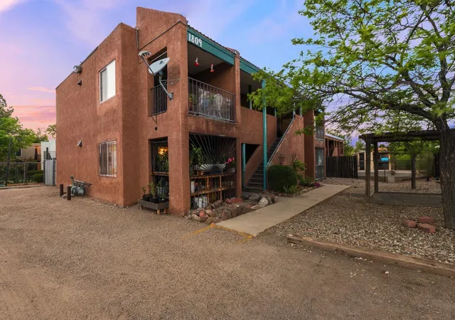 Photo 2 of Sale Pending at 1809 Girard Blvd Se, Albuquerque, NM 87106 | MLS# 1103323 | Listing updated on 2026-08-27