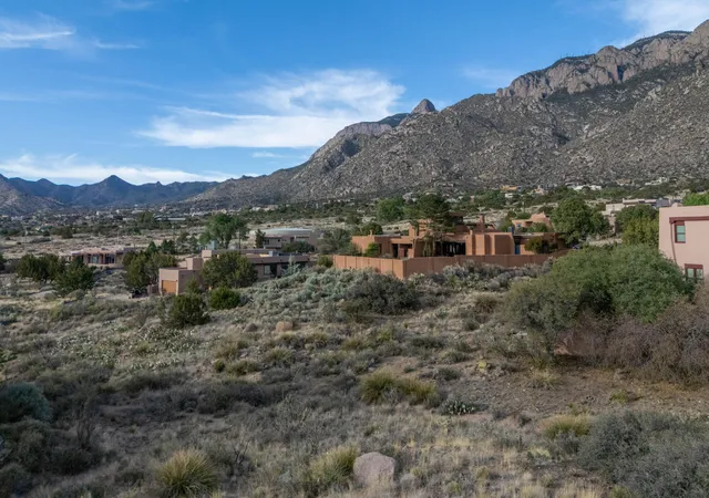 10th image of 622 Cougar Loop Ne, Albuquerque, NM 87122 | MLS# 1103364