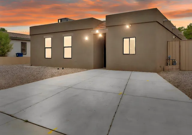 Photo 1 of Single family home for sale at 112 Hilton Ave Nw, Albuquerque, NM 87107 | MLS# 1103389 | Listing updated on 2026-08-20